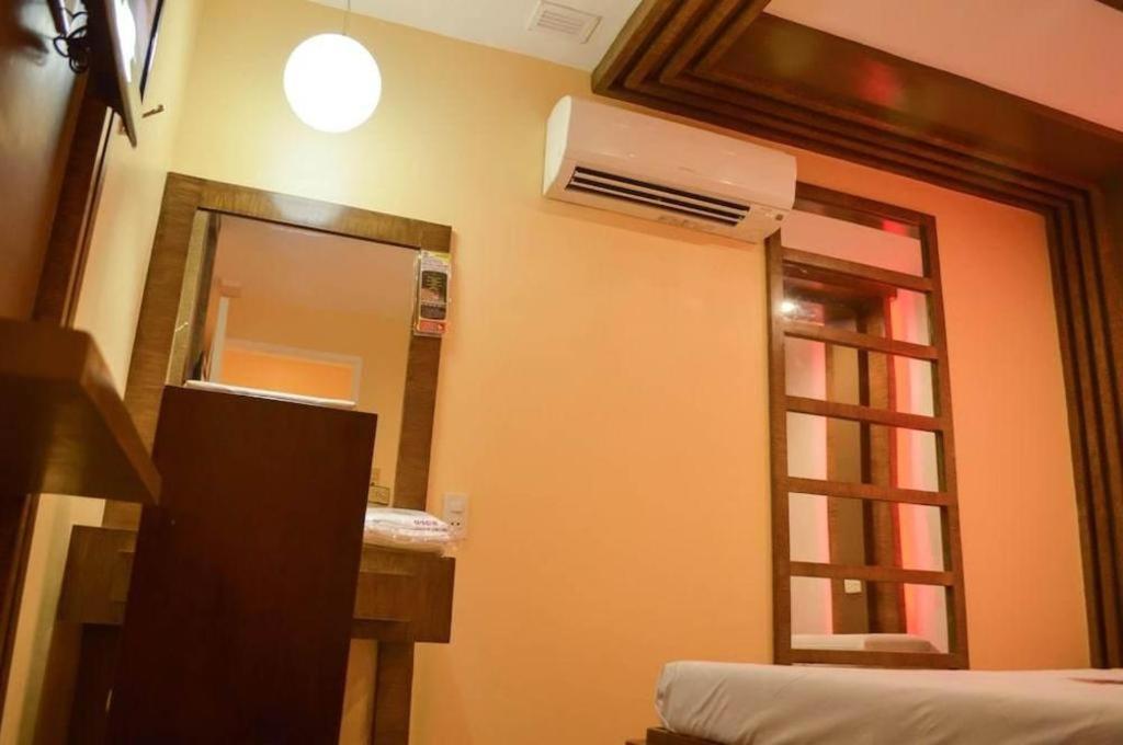 Hotel Sogo Sta Mesa Manila Eksteriør billede