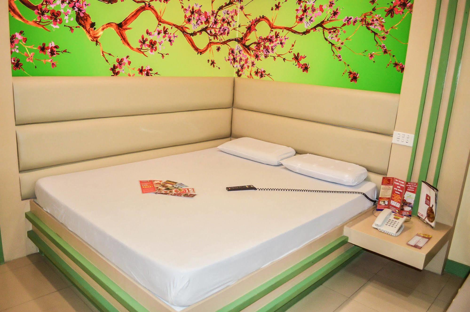 Hotel Sogo Sta Mesa Manila Eksteriør billede